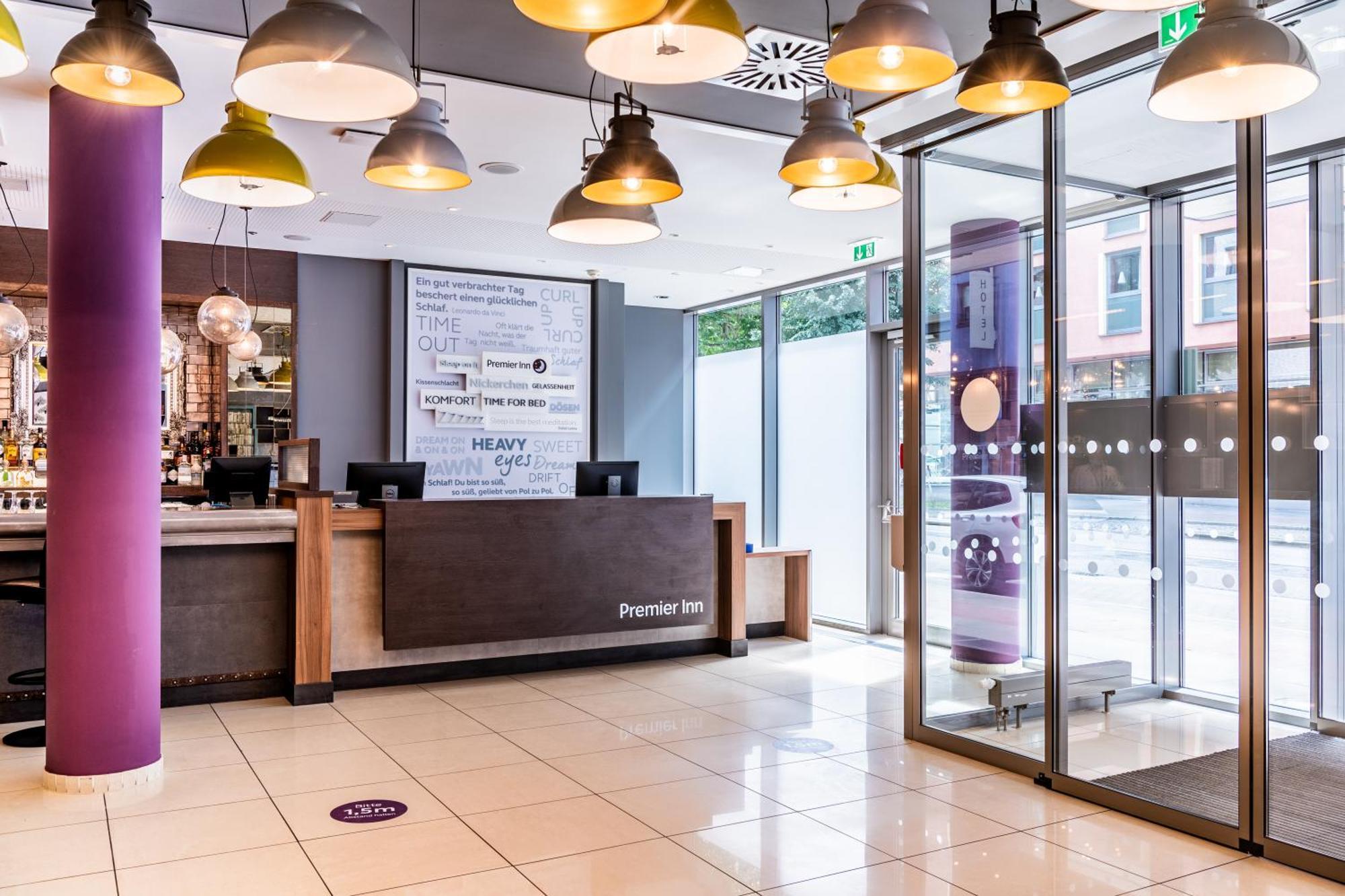 Premier Inn Hamburg City Millerntor Ngoại thất bức ảnh